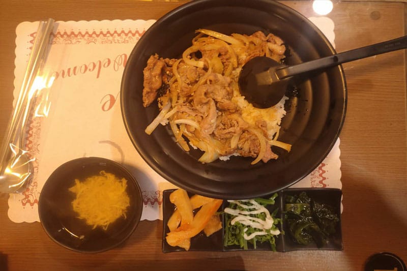 烤肉飯,肉多多,高CP台中美食