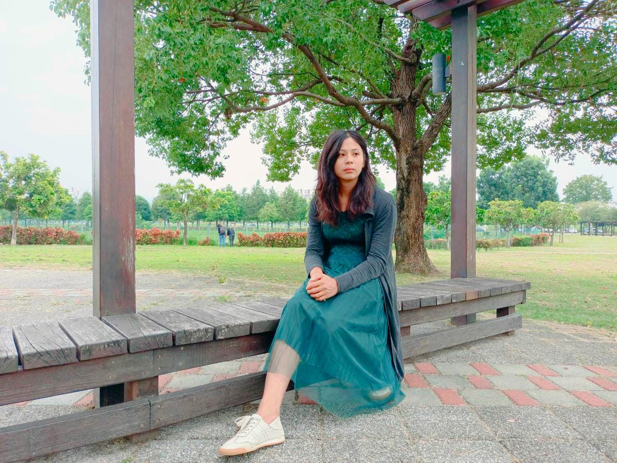 我要當網美,臉很臭,南興公園拍照 我要當網美,臉很臭,南興公園拍照