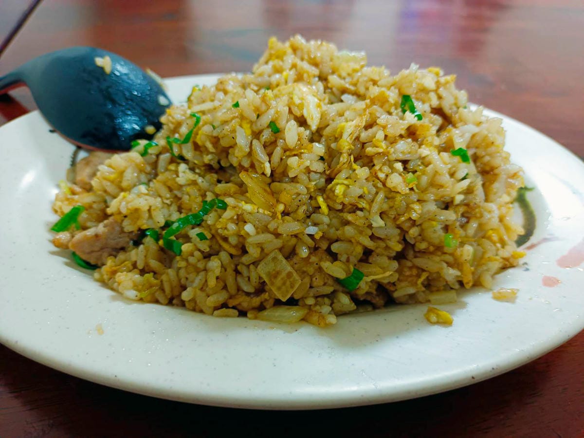 加飯版肉絲炒飯,大湖品鮮小吃,大湖晚餐小吃店