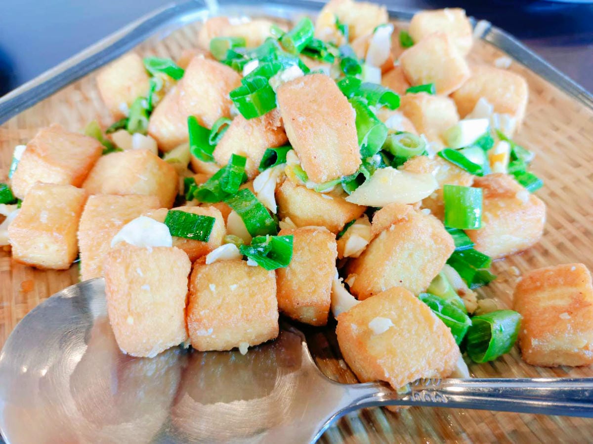 金沙豆腐近照,大湖熱炒料理,大湖來客鍋熱炒 金沙豆腐近照,大湖熱炒料理,大湖來客鍋熱炒