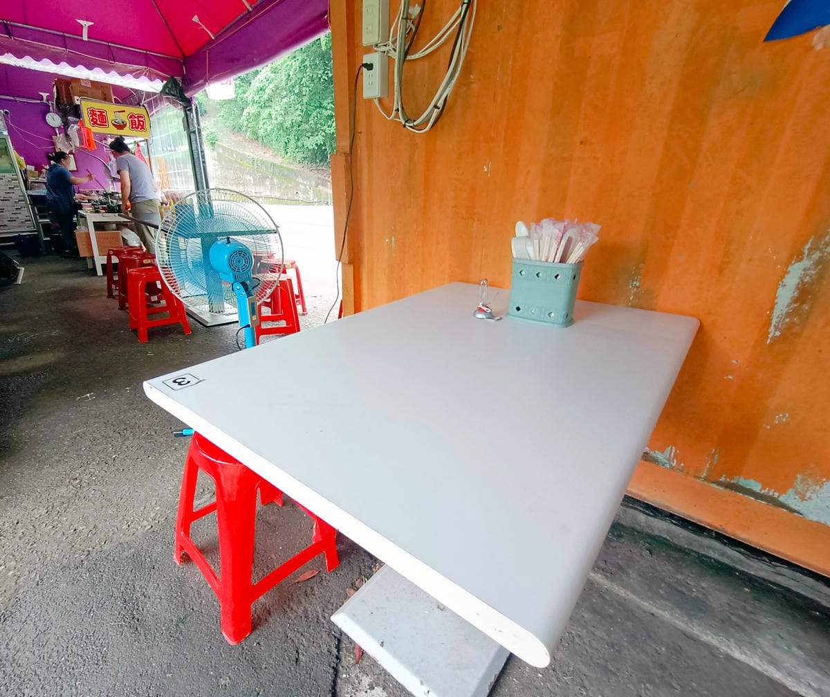 hi營業中,店內桌位,店內環境介紹 hi營業中,店內桌位,店內環境介紹
