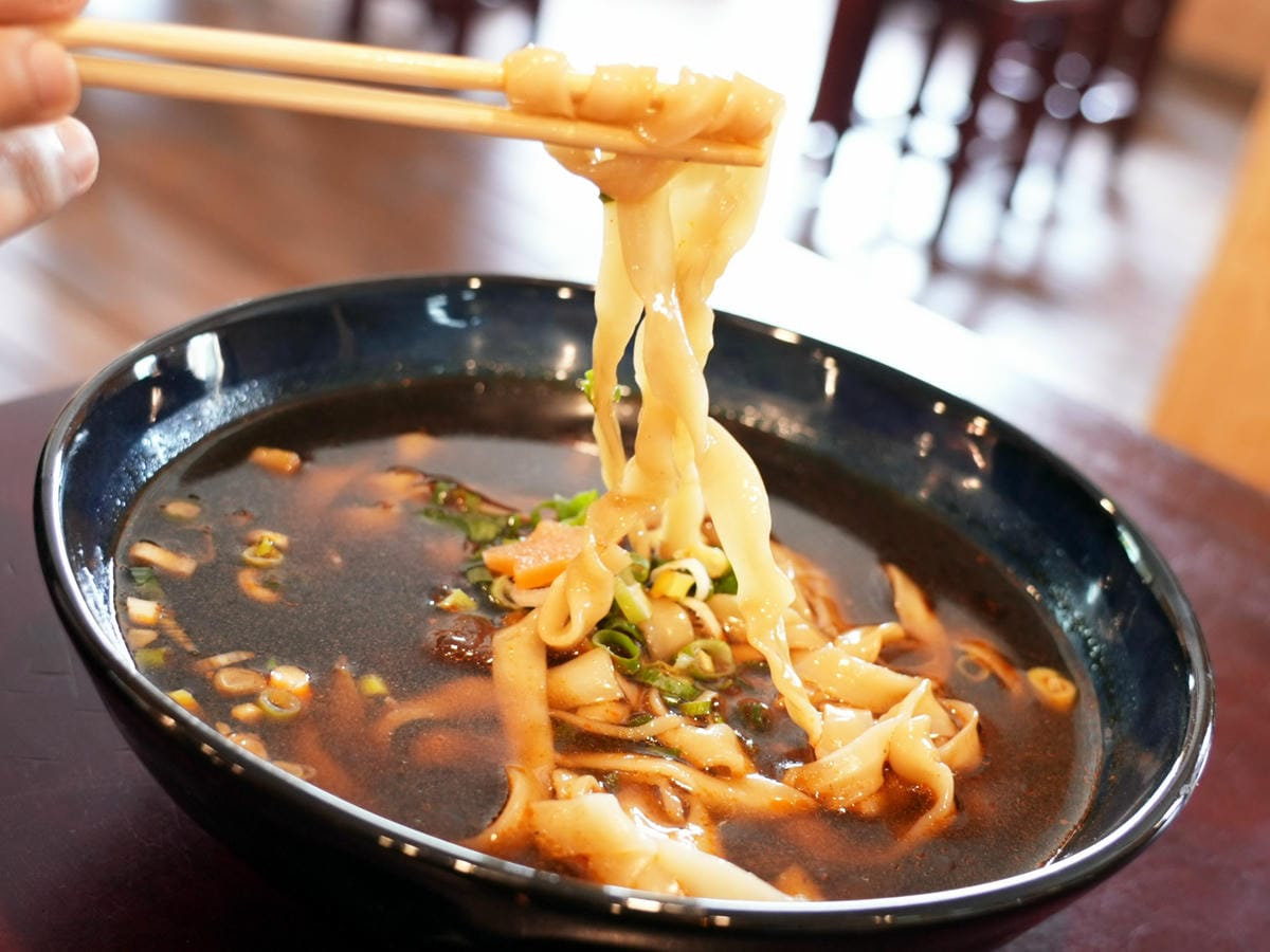 刀削麵,牛宮牛肉麵,健心牛肉麵