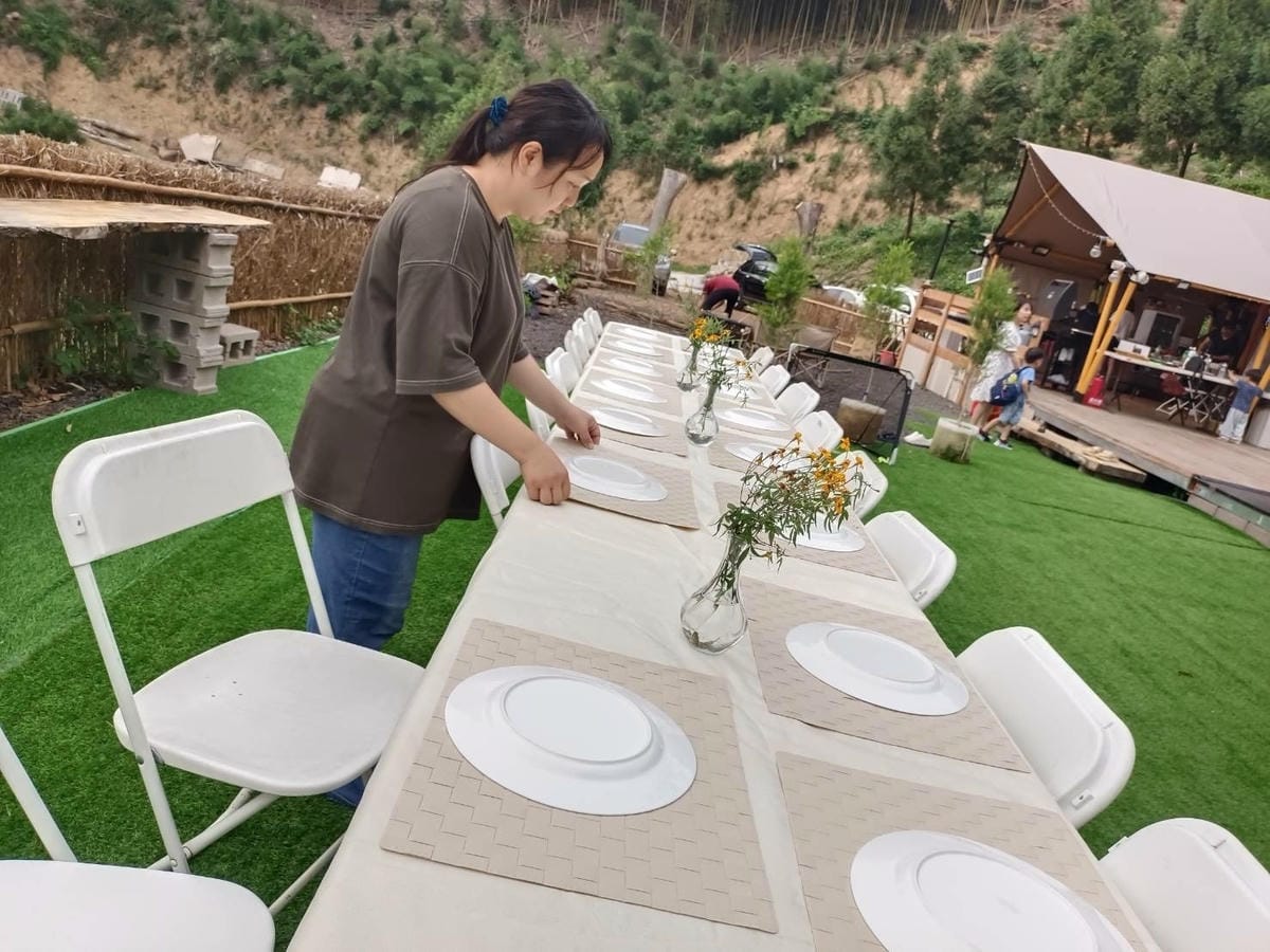 戶外餐桌,山上種樹露營區,包區露營 戶外餐桌,山上種樹露營區,包區露營