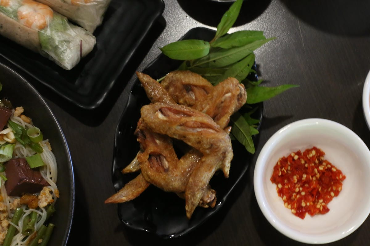 奶油煎雞翅,隱藏闆沙鹿美食,拾越異國料理 奶油煎雞翅,隱藏闆沙鹿美食,拾越異國料理
