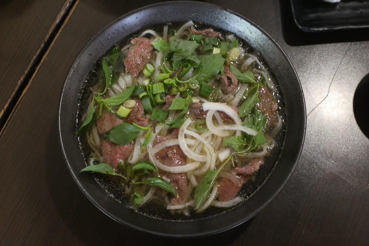 溫體牛肉河粉,拾越異國料理,沙鹿美食推薦 溫體牛肉河粉,拾越異國料理,沙鹿美食推薦