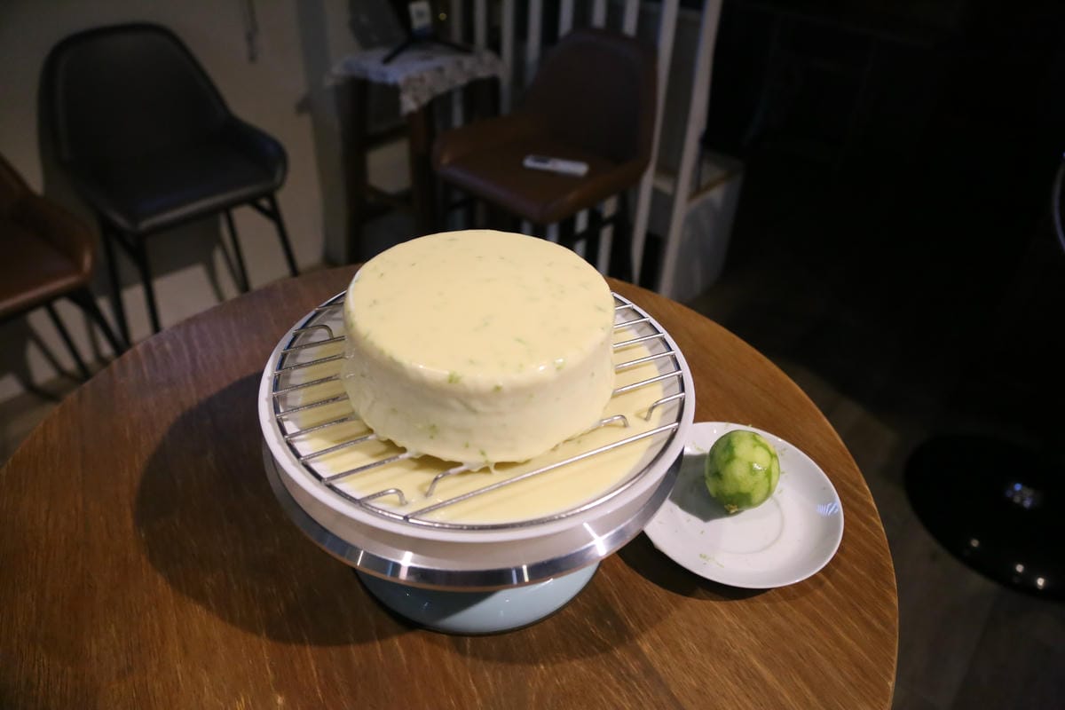 白巧克力,檸檬白巧蛋糕,後角咖啡 白巧克力,檸檬白巧蛋糕,後角咖啡