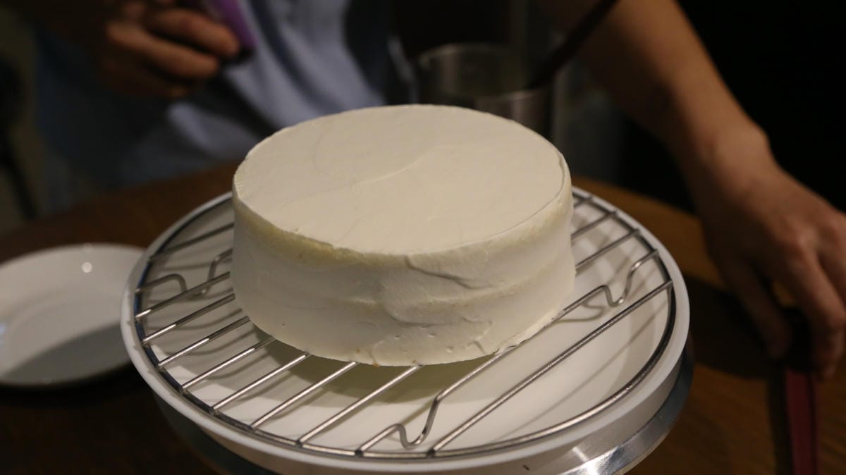 檸檬白巧蛋糕,抹面,後角咖啡 檸檬白巧蛋糕,抹面,後角咖啡
